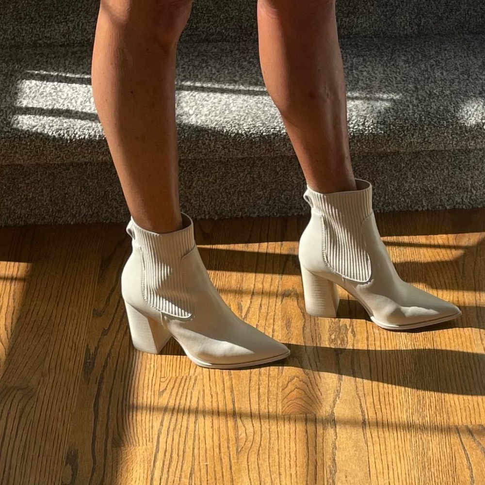 Steve Madden Cream booties - Size 7.5